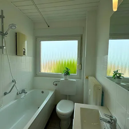 דירה Gemuetliches Mit Balkon Und Garten