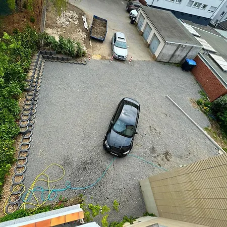 Gemuetliches Mit Balkon Und Garten דירה שטולברג
